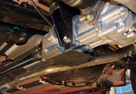 Acél differenciálmű védőlemez Suzuki SX 4