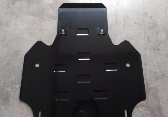 Acél kapcsolószekrény védőlemez Audi All Road