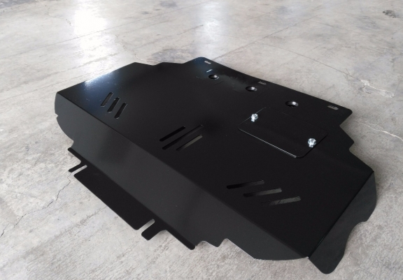 Motor, karter- védő acéllemez Renault Alaskan