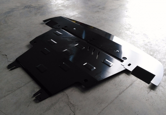 Acél motor, sebességváltó, hűtő, első lökhárító védőlemez Nissan NV300