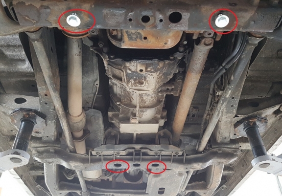 Acél kapcsolószekrény védőlemez Mitsubishi Pajero 3 (V60, V70)