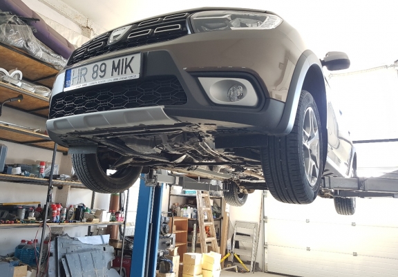 Acél motor, kapcsolószekrény védőlemez Dacia Dokker