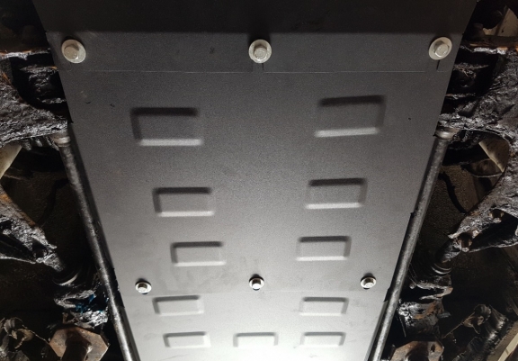 Acél motor, hűtő védőlemez Nissan Terrano II