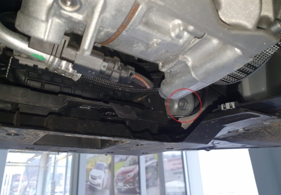 Acél motor, kapcsolószekrény, hűtő védőlemez Opel Mokka