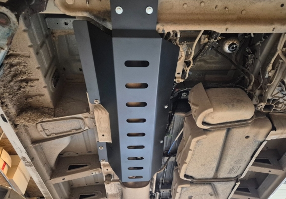 Acél EGR, STOP&GO rendszer / Katalizátor lopásgátló (CAT/LOCK) védőlemez Renault Master 4