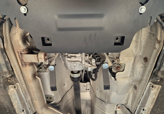 Acél osztómű védőlemez Audi Q5