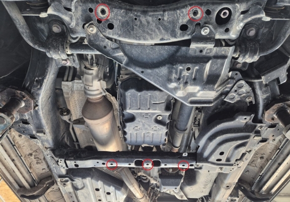 Acél kapcsolószekrény védőlemez Toyota Land Cruiser 250