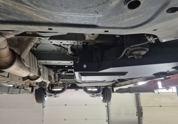 Acél AdBlue tartályvédő lemez Ford Transit Custom