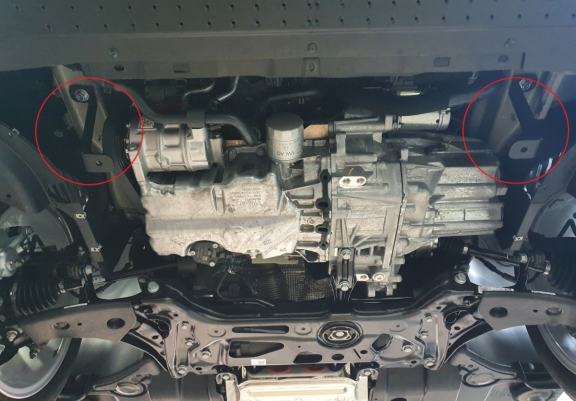 Acél motor, kapcsolószekrény, hűtő védőlemez Cupra Formentor