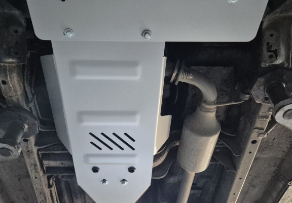 Aluminum kapcsolószekrény védőlemez Suzuki Grand Vitara