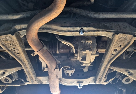 Acél hátsó differenciálmű védőlemez Nissan X Trail