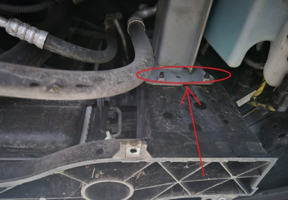 Acél motor, sebességváltó, hűtő, első lökhárító védőlemez Hyundai IX35