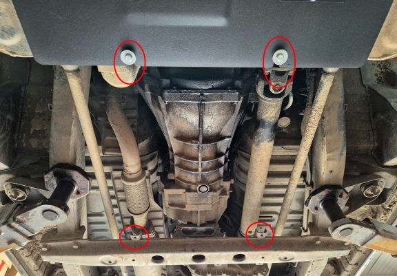 Acél kapcsolószekrény védőlemez Hyundai Terracan