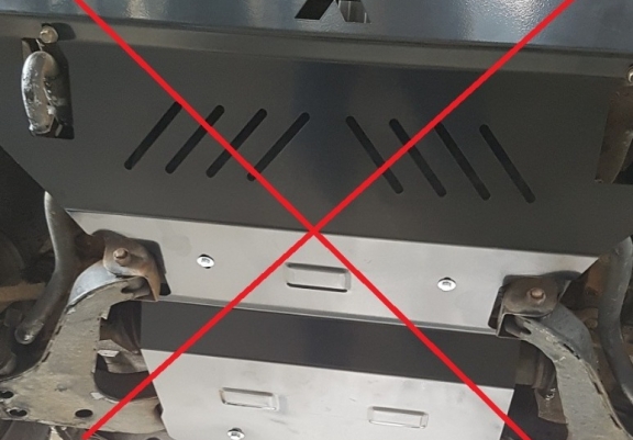 Acél kapcsolószekrény védőlemez Mitsubishi Pajero 3 (V60, V70)