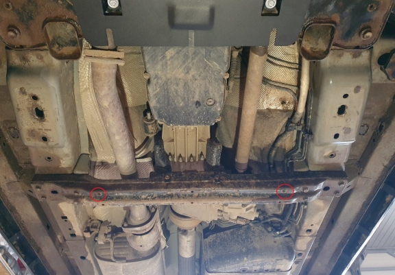 Acél kapcsolószekrény védőlemez Jeep Grand Cherokee