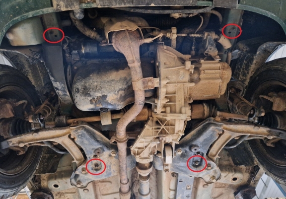 Acél motor, sebességváltó, hűtő, első lökhárító védőlemez Fiat Panda 4x4