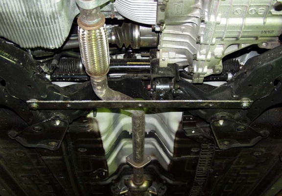 Acél motor, sebességváltó, hűtő, első lökhárító védőlemez Hyundai Coupé Gk