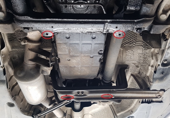 Acél motor, sebességváltó, hűtő, első lökhárító védőlemez Mercedes ML W164