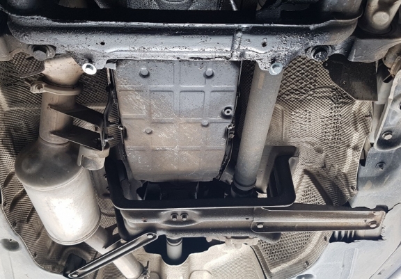 Acél motor, sebességváltó, hűtő, első lökhárító védőlemez Mercedes ML W164