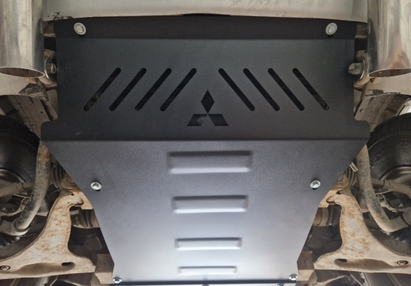 Acél motor, hűtő védőlemez Mitsubishi Pajero 3 (V60, V70) Vers. 2.0