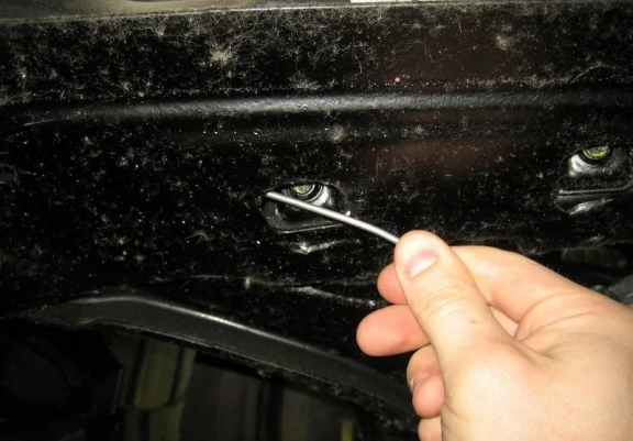 Acél motor, kapcsolószekrény, hűtő védőlemez Nissan Qashqai