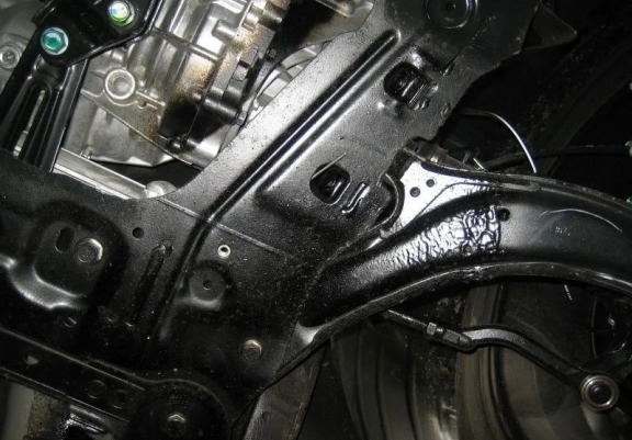 Acél motor, kapcsolószekrény, hűtő védőlemez Nissan Qashqai