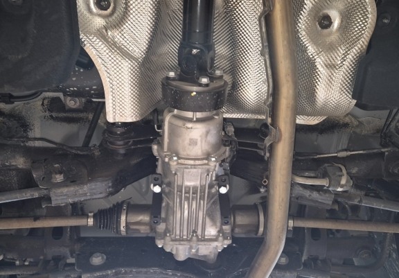 Acél hátsó differenciálmű védőlemez - Dacia Duster 4x4