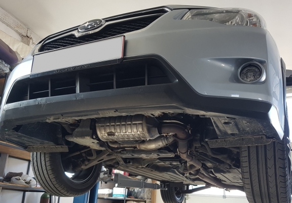 Acél motor, hűtő védőlemez Subaru Forester 4