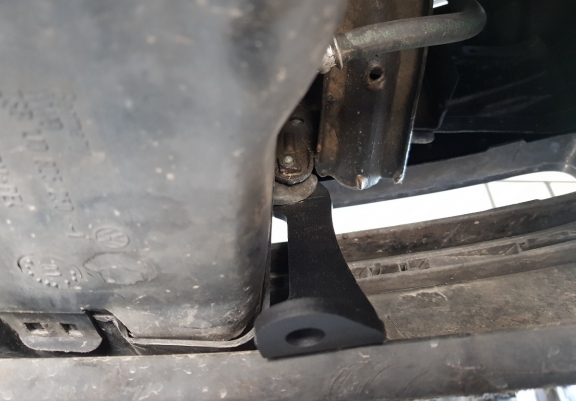 Acél motor, sebességváltó, hűtő, első lökhárító védőlemez Audi A3