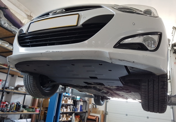 Acél motor, kapcsolószekrény védőlemez Hyundai i40