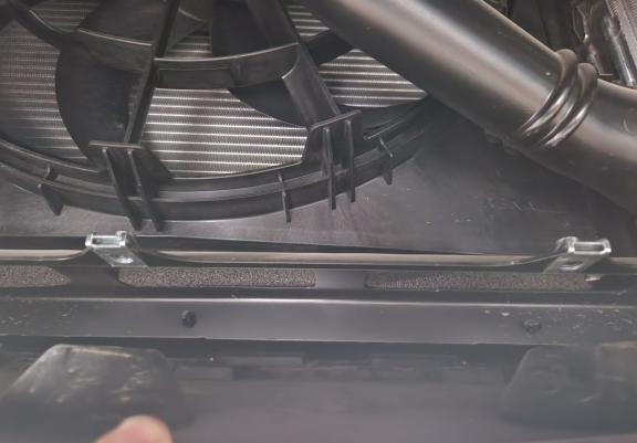 Aluminium motor, kapcsolószekrény védőlemez Renault Austral