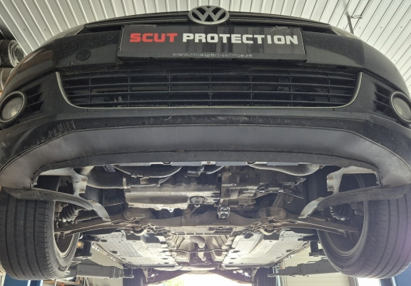 Acél motor, kapcsolószekrény, hűtő védőlemez Skoda Octavia 2