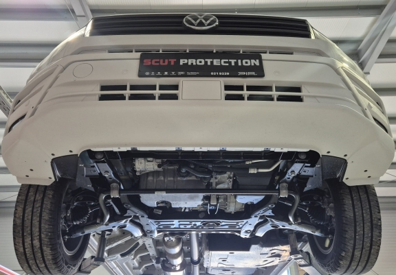 Alumínium  motor, kapcsolószekrény, hűtő védőlemez MAN Tge