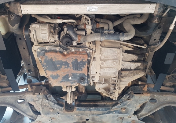 Aluminium motor, kapcsolószekrény védőlemez Renault Master