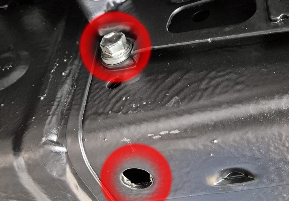 Acél differenciálmű, részecskeszűrő védőlemez Toyota Hilux