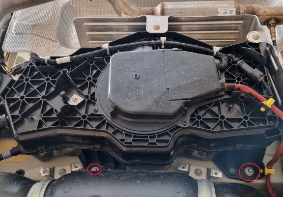 Acél AdBlue tartályvédő lemez Toyota Proace Max